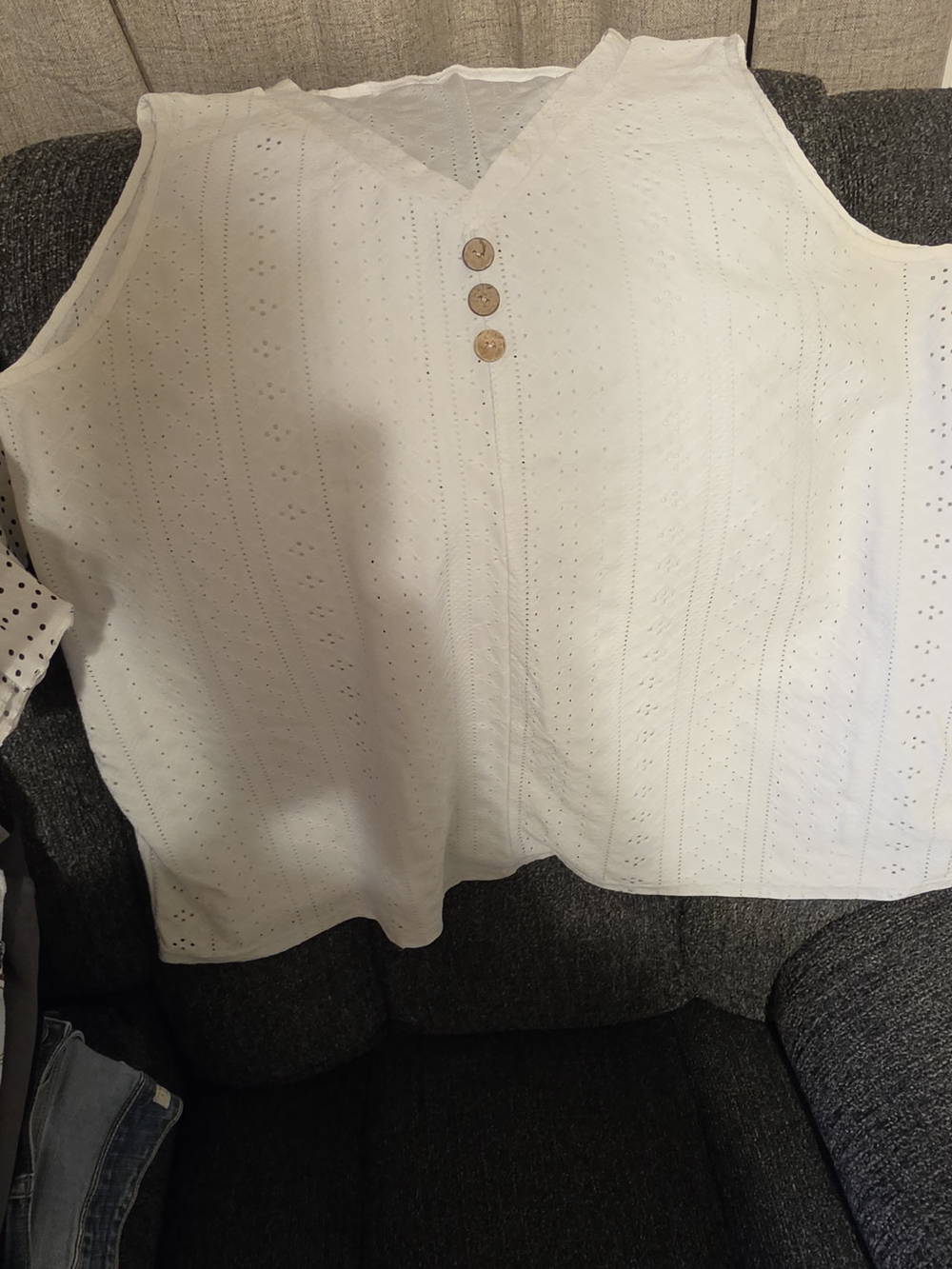 SHEIN White Eyelet V-Neck Sleeveless Tank with Wooden Buttons
